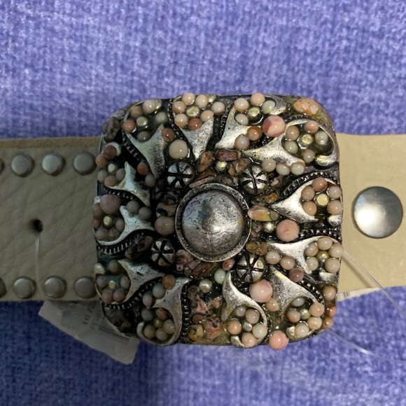 Leather Belt with Studs Size 36 - Picture 2 of 6